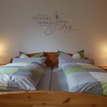Vey'Nes Ferienhaus & Vey'Ne Ferienwohnung Ehrenberg  Extérieur photo